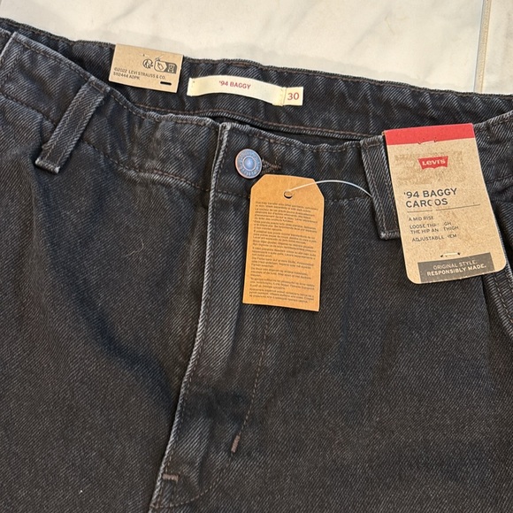 Levi's - Levi's Women's Mid-Rise 94's Baggy Straight Leg Ca Open Mind Cargo - Picture 2 of 7